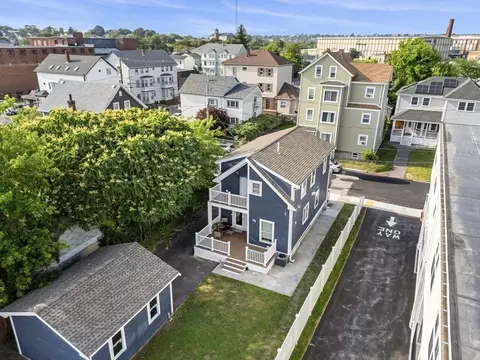 View/Area - 883 Grinnell St, Fall River, MA 02721 photo 1 of 5