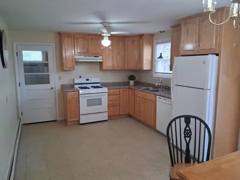 Kitchen - 43 Robin Rd, Worcester, MA 01604 photo 1 of 1