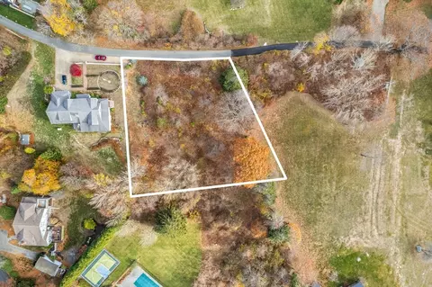 5 Elm Ave, Gloucester, MA 01930