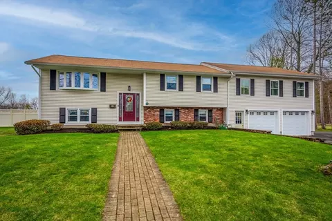 60 Catherine Dr, Peabody, MA 01960