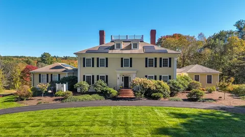 75 Washington St, Sherborn, MA 01770