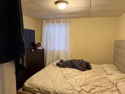 Bedroom - 64-66 Pleasant St, Easthampton, MA 01027 photo 2 of 7