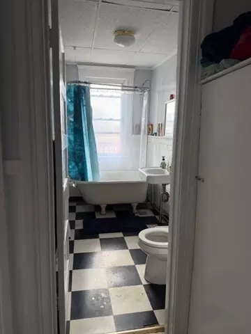 Bath - 64-66 Pleasant St, Easthampton, MA 01027 photo 3 of 6