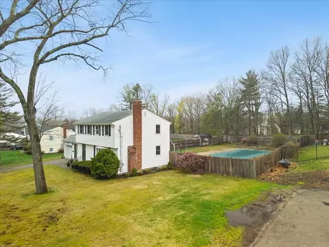 37 Woodlock Rd, Hingham, MA 02043 photo 3