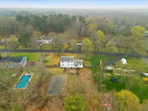 37 Woodlock Rd, Hingham, MA 02043 photo 5