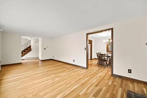 37 Woodlock Rd, Hingham, MA 02043 photo 10