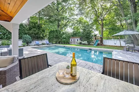 Exterior - 194 Lindbergh Ave, Needham, MA 02494 photo 5 of 5