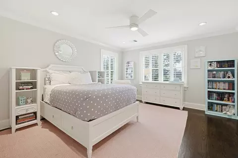 Bedroom - 194 Lindbergh Ave, Needham, MA 02494 photo 2 of 5