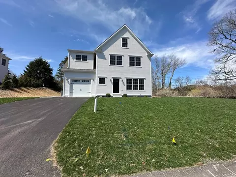 3 Academy Hill Ln, Dennis, MA 02660