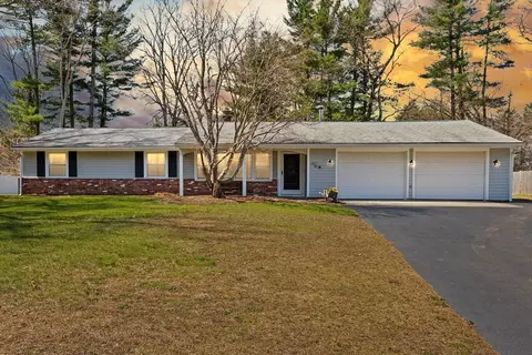 17 Francine Rd, Raynham, MA 02767