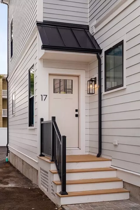 17 S Waverly #1, Boston, MA 02135