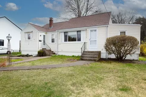 181 Greenwood St, Rockland, MA 02370
