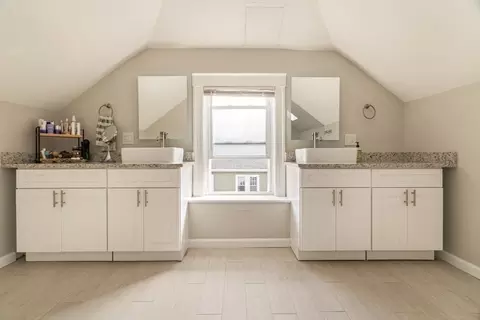 Bath - 38 Saint Gregory #38, Boston, MA 02124 photo 5 of 6