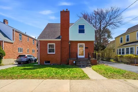 75 Tufts St, Arlington, MA 02474