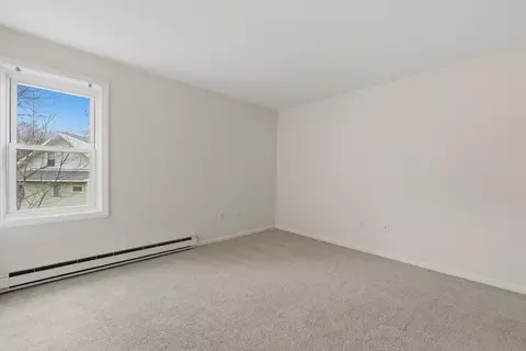 4 Jonathan Cir, Worcester, MA 01604 photo 13