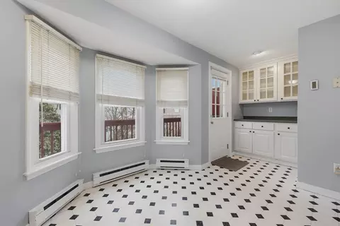 4 Jonathan Cir, Worcester, MA 01604 photo 11