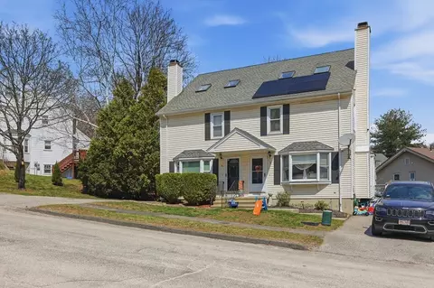 4 Jonathan Cir, Worcester, MA 01604 photo 3