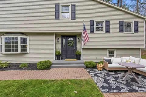 84 Allen Rd, Belchertown, MA 01007