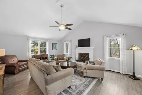 151 Hickory Ln, Whitinsville, MA 01588 photo 10