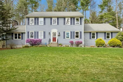 151 Hickory Ln, Whitinsville, MA 01588