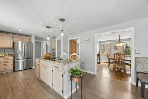 151 Hickory Ln, Whitinsville, MA 01588 photo 7