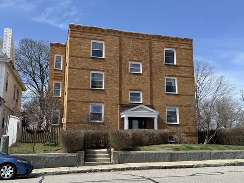 31 Chestnut St #6, Worcester, MA 01609