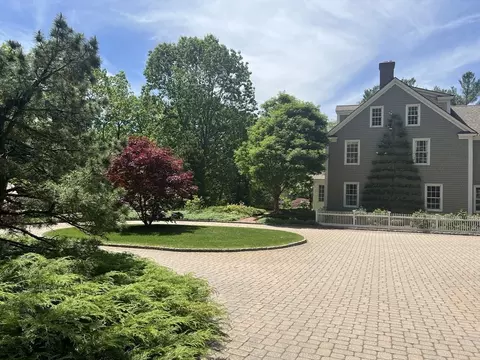 Exterior - 43 Oak Hill Rd, Harvard, MA 01451 photo 1 of 3