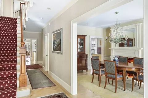 Entry Way - 43 Oak Hill Rd, Harvard, MA 01451 photo 2 of 5