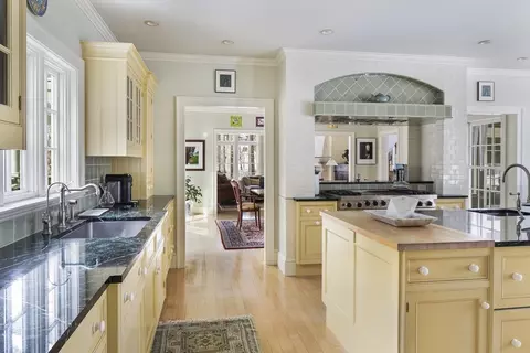 Kitchen - 43 Oak Hill Rd, Harvard, MA 01451 photo 2 of 3