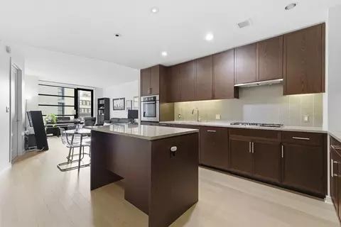 580 Washington St #1014, Boston, MA 02111