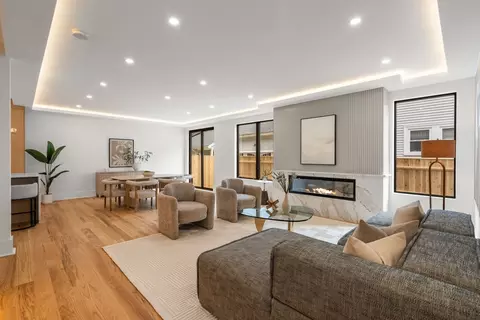 28 Keefe Ave #28, Newton, MA 02464