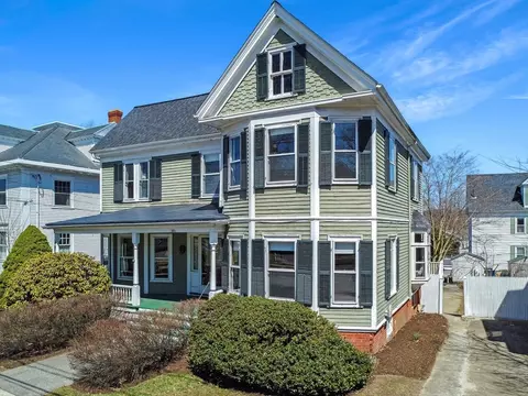 18 Salem St, Haverhill, MA 01835