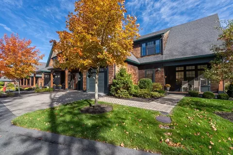 1 Abbey Rd #1, Sherborn, MA 01770