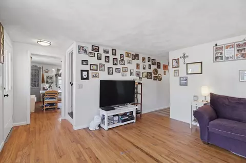 52 Summer St, Barre, MA 01005 photo 5