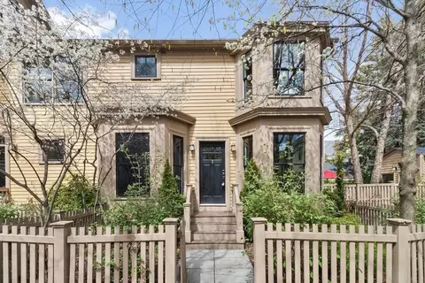 17 Perry St #3, Cambridge, MA 02139