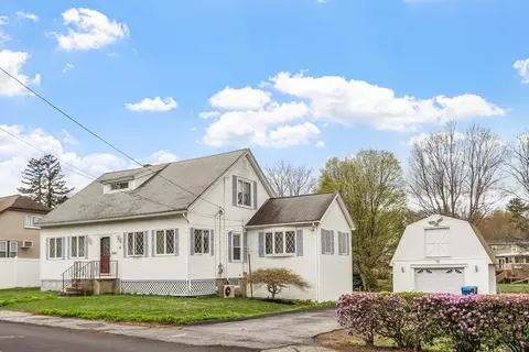 52 Woodland Rd, Auburn, MA 01501