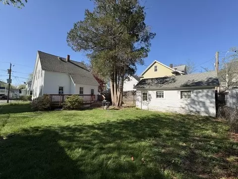 14 Blodgett St, Springfield, MA 01108 photo 6
