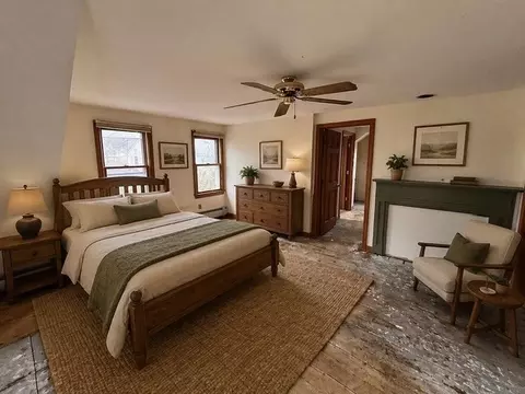 Bedroom - 246 North St, Hingham, MA 02043 photo 1 of 3