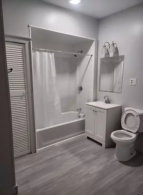 83 Pearl St, Everett, MA 02149 photo 4