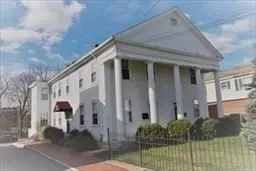 122 Elm St, Millbury, MA 01527