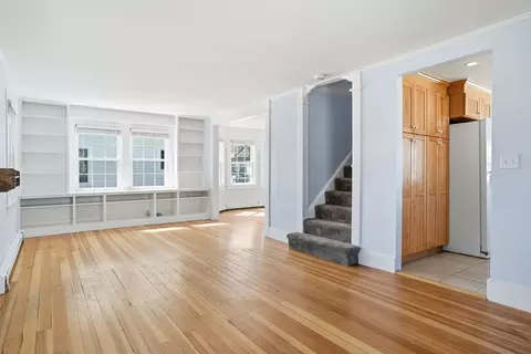 Living - 7 Mildred St, Hull, MA 02045 photo 6 of 10