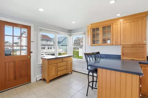 Kitchen - 7 Mildred St, Hull, MA 02045 photo 3 of 4