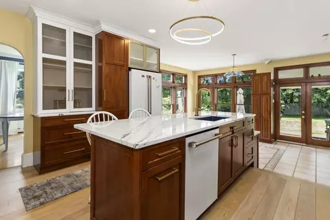 29 Boulevard Rd, Dedham, MA 02026 photo 4