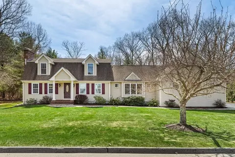 6 Abbie Ln, Attleboro, MA 02703