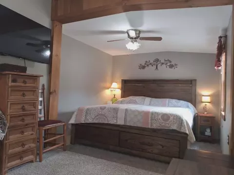 Bedroom - 5 Pine Ave, Ashburnham, MA 01430 photo 1 of 3