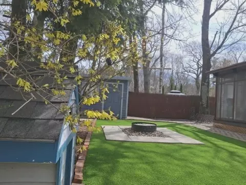 Exterior - 5 Pine Ave, Ashburnham, MA 01430 photo 4 of 10