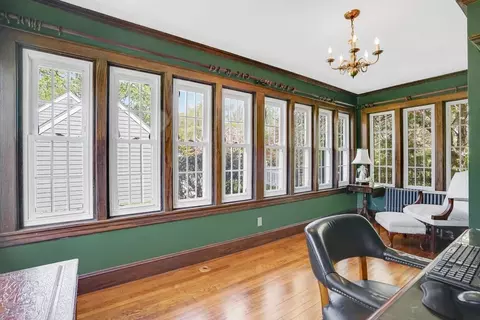 35 Shefford St, Springfield, MA 01107 photo 27