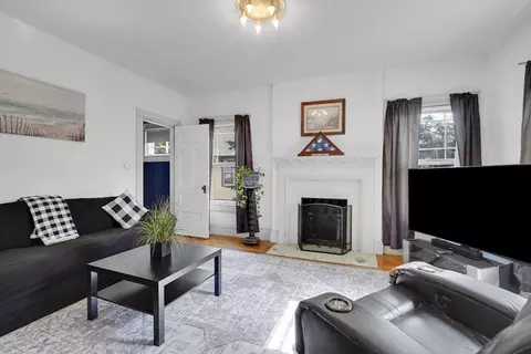 Living - 227 Forest Park Ave, Springfield, MA 01108 photo 1 of 4