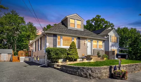 32 Cardington Ave, Billerica, MA 01821