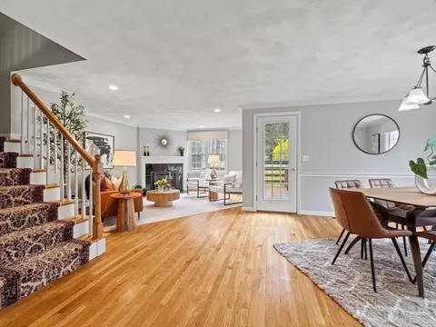 31 Forest Ln #31, Hopkinton, MA 01748